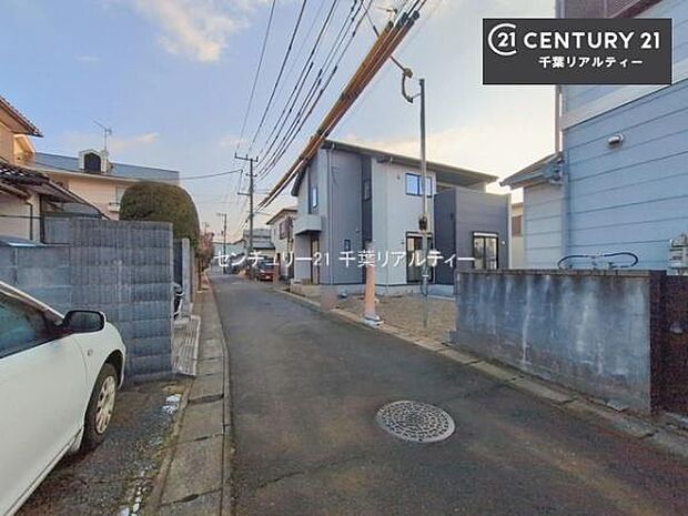 周辺環境や、お客様のご希望に合った物件も一緒にご案内を致します。住宅ローンアドバイザーによるご相談も承ります。当社はお問い合わせに即対応します!お待たせしません!