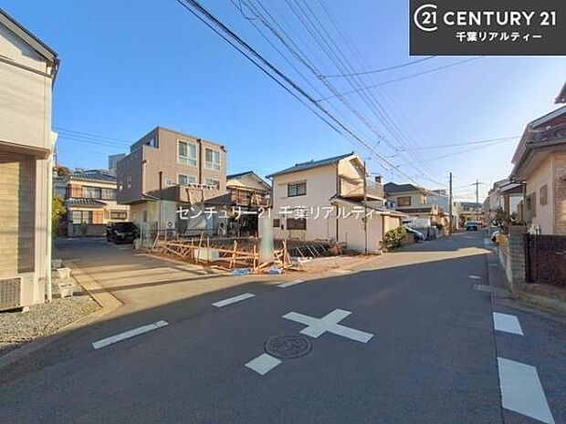 周辺環境や、お客様のご希望に合った物件も一緒にご案内を致します。住宅ローンアドバイザーによるご相談も承ります。当社はお問い合わせに即対応します!お待たせしません!