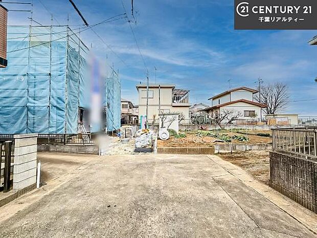 周辺環境や、お客様のご希望に合った物件も一緒にご案内を致します。住宅ローンアドバイザーによるご相談も承ります。当社はお問い合わせに即対応します!お待たせしません!