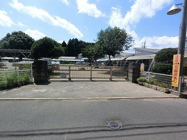 八街市立八街第一幼稚園まで996m