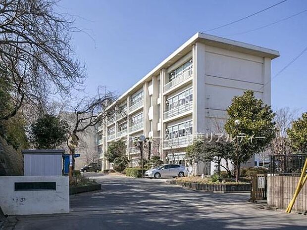 佐倉市立上志津中学校まで800m