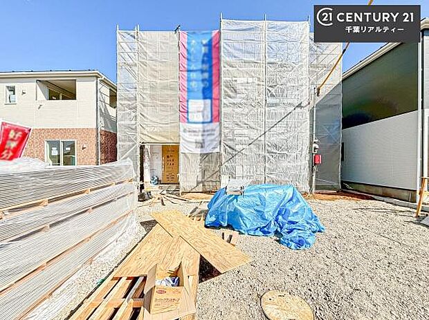 ご連絡いただけましたら、当日のご案内も可能です。写真だけでは分からない明るさや開放感、住み心地の良さを、ぜひ現地にてご確認ください。新しい暮らしの第一歩を、ぜひこの機会にご体感ください。