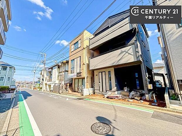 気になるお子様の学校までの道のりや駅までのルート、お買い物の場所などもご一緒にご案内いたします!
