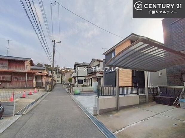 周辺環境や、お客様のご希望に合った物件も一緒にご案内を致します。住宅ローンアドバイザーによるご相談も承ります。当社はお問い合わせに即対応します!お待たせしません!