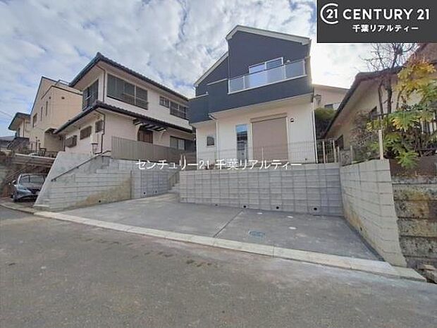 物件探しのご条件・ご要望・ご質問など、何なりと弊社スタッフまでお申し付けください！不動産に関することなら、どのようなことでも誠心誠意対応させて頂きます。