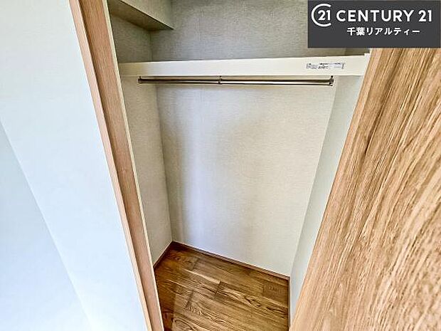 全居室に収納を完備。各お部屋ごとにしっかり収納スペースを確保しており、住空間をすっきり広く使えます。