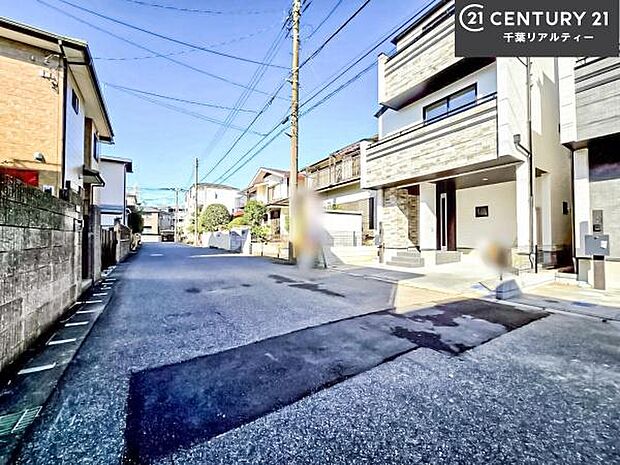 周辺環境や、お客様のご希望に合った物件も一緒にご案内を致します。住宅ローンアドバイザーによるご相談も承ります。当社はお問い合わせに即対応します!お待たせしません!