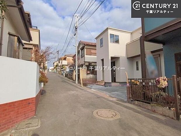 周辺環境や、お客様のご希望に合った物件も一緒にご案内を致します。住宅ローンアドバイザーによるご相談も承ります。当社はお問い合わせに即対応します!お待たせしません!