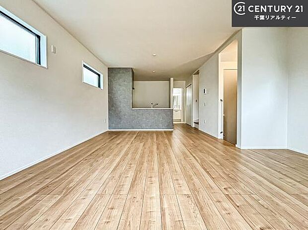 大切な家族が集まるからこそLDKにはこだわりたい。子供たちが元気に笑いながら走り回っている姿を見た時が「広い家にして良かった」と思う瞬間です。