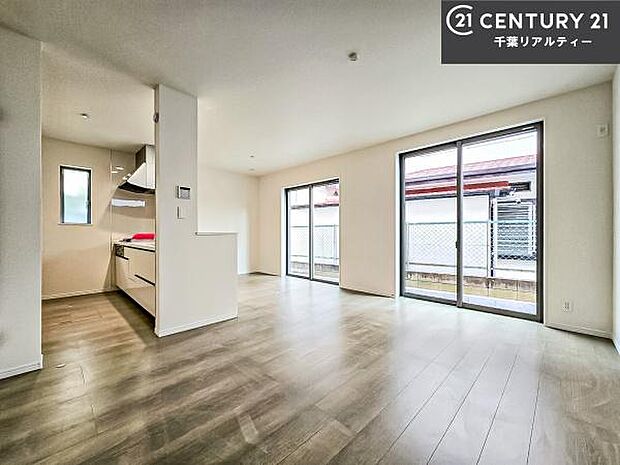 心地良いリビングは家族が自然と集まります。家族団欒の時間が増えそうです。ご家族と、より一層充実した時間を過ごせそうですね。