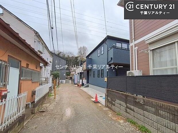 周辺環境や、お客様のご希望に合った物件も一緒にご案内を致します。住宅ローンアドバイザーによるご相談も承ります。当社はお問い合わせに即対応します!お待たせしません!