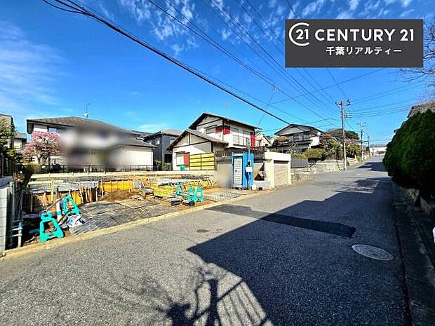 周辺環境や、お客様のご希望に合った物件も一緒にご案内を致します。住宅ローンアドバイザーによるご相談も承ります。当社はお問い合わせに即対応します!お待たせしません!