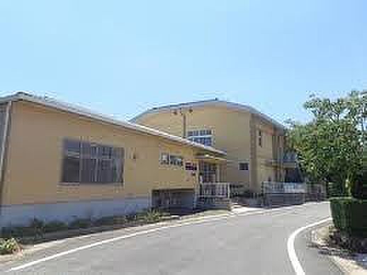 星和保育園まで1208m