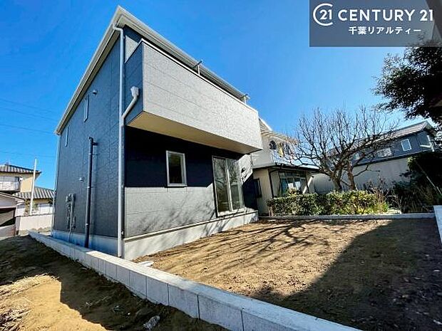 周辺環境や、お客様のご希望に合った物件も一緒にご案内を致します。住宅ローンアドバイザーによるご相談も承ります。当社はお問い合わせに即対応します!お待たせしません!