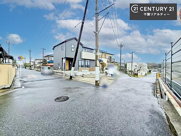 周辺環境や、お客様のご希望に合った物件も一緒にご案内を致します。住宅ローンアドバイザーによるご相談も承ります。当社はお問い合わせに即対応します!お待たせしません!