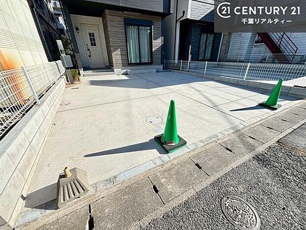 カースペース付きなのでマイカーをお持ちの方も安心ですね!ぜひ現地にてお確かめくださいませ!