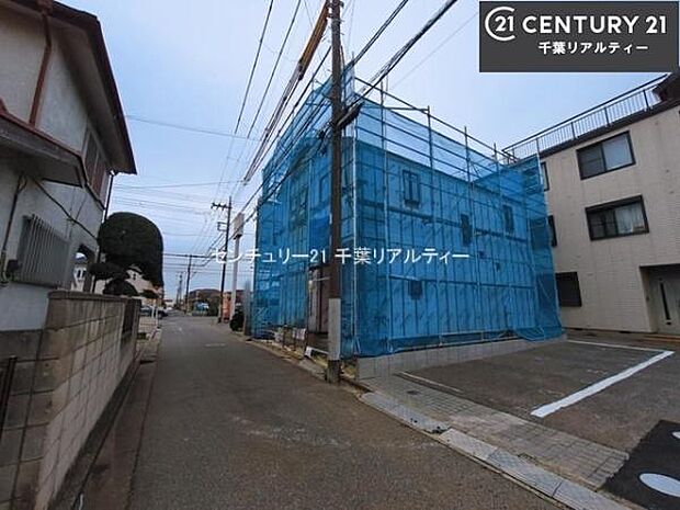 周辺環境や、お客様のご希望に合った物件も一緒にご案内を致します。住宅ローンアドバイザーによるご相談も承ります。当社はお問い合わせに即対応します!お待たせしません!