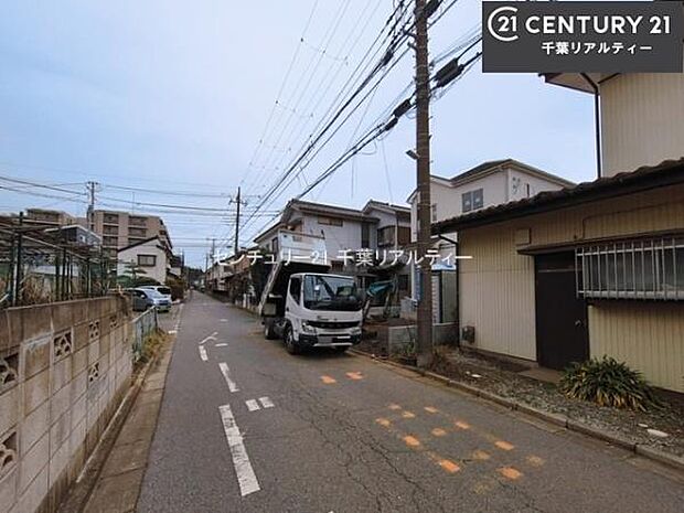 周辺環境や、お客様のご希望に合った物件も一緒にご案内を致します。住宅ローンアドバイザーによるご相談も承ります。当社はお問い合わせに即対応します!お待たせしません!