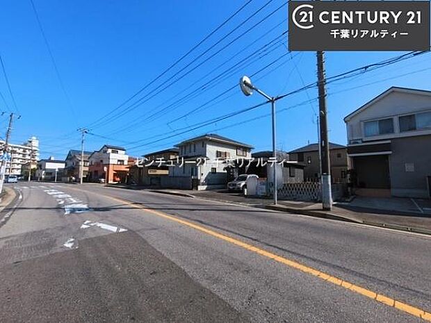 周辺環境や、お客様のご希望に合った物件も一緒にご案内を致します。住宅ローンアドバイザーによるご相談も承ります。当社はお問い合わせに即対応します!お待たせしません!