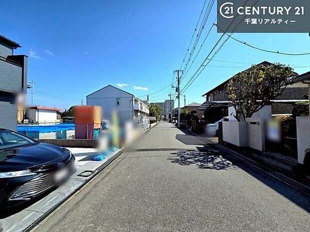 気になるお子様の学校までの道のりや駅までのルート、お買い物の場所などもご一緒にご案内いたします!