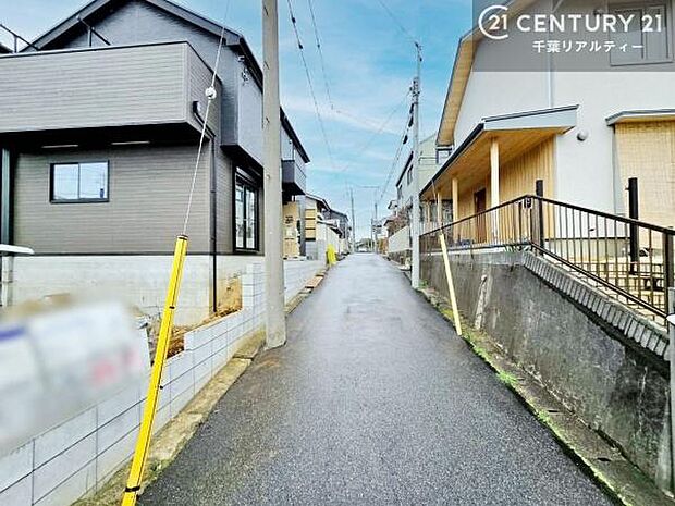 周辺環境や、お客様のご希望に合った物件も一緒にご案内を致します。住宅ローンアドバイザーによるご相談も承ります。当社はお問い合わせに即対応します!お待たせしません!