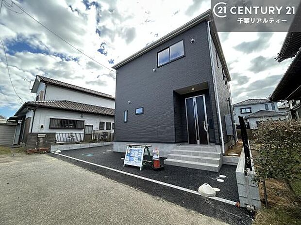 物件探しのご条件・ご要望・ご質問など、何なりと弊社スタッフまでお申し付けください!不動産に関することなら、どのようなことでも誠心誠意対応させて頂きます。