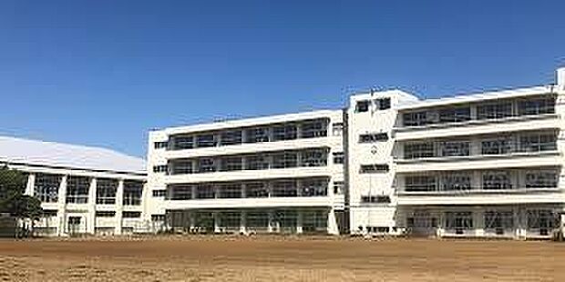 銚子市立銚子西中学校まで1723m