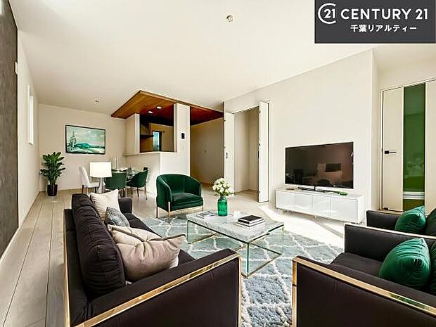 家具はCGパースです。広々ダイニングスペース!ゆったりお食事。笑い声響く楽しい時間が過ごせます。日々の疲れも癒されます!