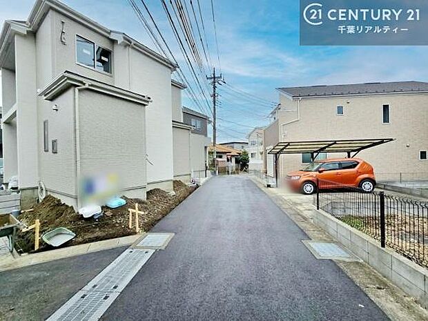 周辺環境や、お客様のご希望に合った物件も一緒にご案内を致します。住宅ローンアドバイザーによるご相談も承ります。当社はお問い合わせに即対応します!お待たせしません!
