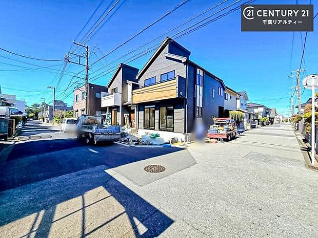 周辺環境や、お客様のご希望に合った物件も一緒にご案内を致します。住宅ローンアドバイザーによるご相談も承ります。当社はお問い合わせに即対応します!お待たせしません!