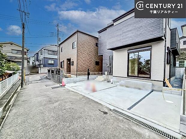 周辺環境や、お客様のご希望に合った物件も一緒にご案内を致します。住宅ローンアドバイザーによるご相談も承ります。当社はお問い合わせに即対応します!お待たせしません!