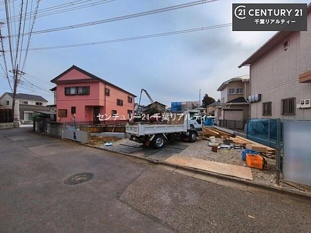 気になるお子様の学校までの道のりや駅までのルート、お買い物の場所などもご一緒にご案内いたします!
