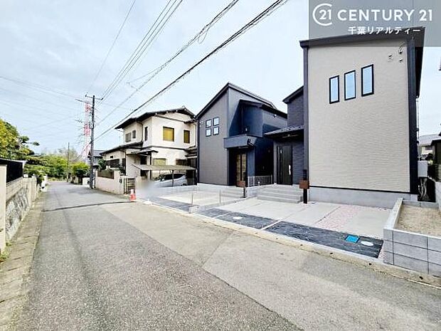 心ゆくまで現地をご覧いただけるよう、即日案内のご用意も整えております。お気軽にお問い合わせの上、理想の暮らしへの一歩をお進めください!