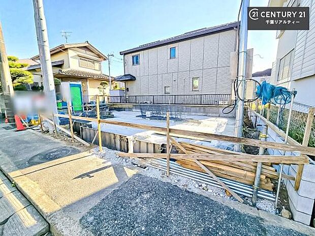 ご連絡いただけましたら、当日のご案内も可能です。写真だけでは分からない明るさや開放感、住み心地の良さを、ぜひ現地にてご確認ください。新しい暮らしの第一歩を、ぜひこの機会にご体感ください。