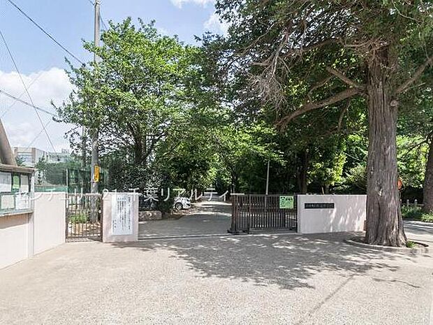 船橋市立御滝中学校まで1700m