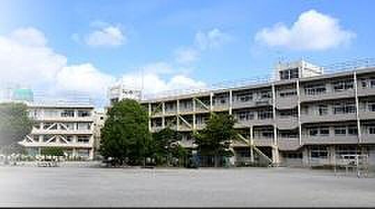 市川市立新浜小学校まで846m