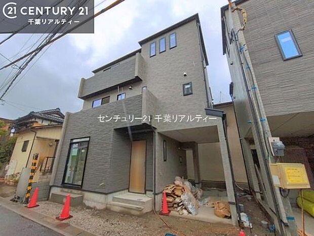 物件探しのご条件・ご要望・ご質問など、何なりと弊社スタッフまでお申し付けください!不動産に関することなら、どのようなことでも誠心誠意対応させて頂きます。