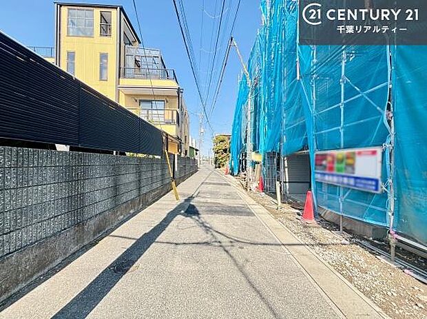 周辺環境や、お客様のご希望に合った物件も一緒にご案内を致します。住宅ローンアドバイザーによるご相談も承ります。当社はお問い合わせに即対応します!お待たせしません!