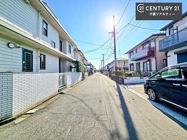 周辺環境や、お客様のご希望に合った物件も一緒にご案内を致します。住宅ローンアドバイザーによるご相談も承ります。当社はお問い合わせに即対応します!お待たせしません!