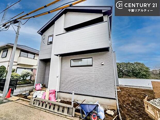 物件探しのご条件・ご要望・ご質問など、何なりと弊社スタッフまでお申し付けください!不動産に関することなら、どのようなことでも誠心誠意対応させて頂きます。