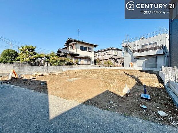 建築途中だからこそ分かる構造のしっかりさ。完成後は理想の住まいとしてお迎えします。これから仕上がる内装にも注目!新生活が楽しみになる住まいです。