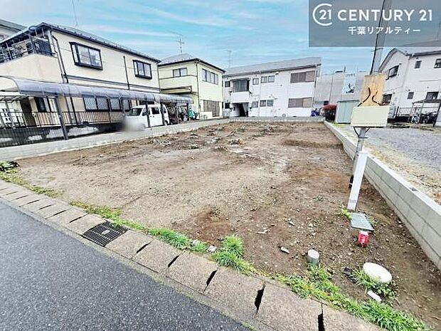 心ゆくまで現地をご覧いただけるよう、即日案内のご用意も整えております。お気軽にお問い合わせの上、理想の暮らしへの一歩をお進めください！