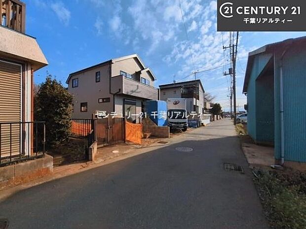 周辺環境や、お客様のご希望に合った物件も一緒にご案内を致します。住宅ローンアドバイザーによるご相談も承ります。当社はお問い合わせに即対応します!お待たせしません!