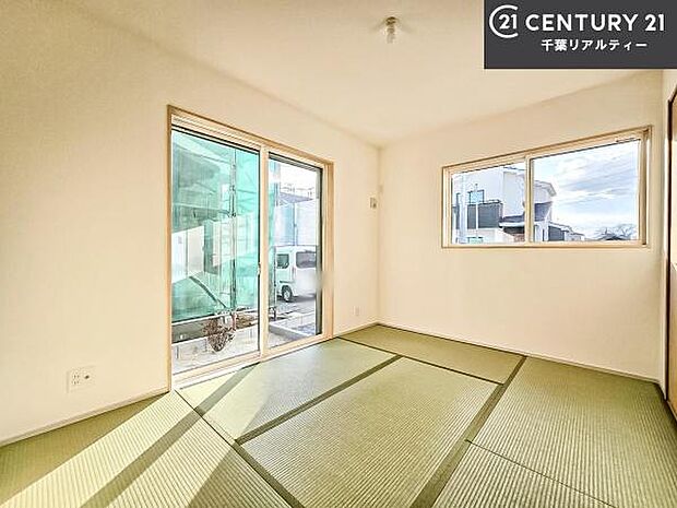 日本人の心感じる「和」の空間。井草の香り漂う空間は癒しのひと時を演出してくれます!リラックス効果があるので快適に過ごせそうです。