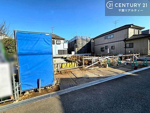 気になるお子様の学校までの道のりや駅までのルート、お買い物の場所などもご一緒にご案内いたします!