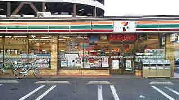 セブンイレブン成田飯田町西店まで744m