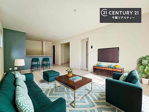 家具はCGパースです。大きな窓からたっぷりの陽ざしが入る明るいリビング。開放感のあるリビングで家族団らんのくつろぎの時間を過ごせます。