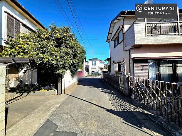 周辺環境や、お客様のご希望に合った物件も一緒にご案内を致します。住宅ローンアドバイザーによるご相談も承ります。当社はお問い合わせに即対応します!お待たせしません!