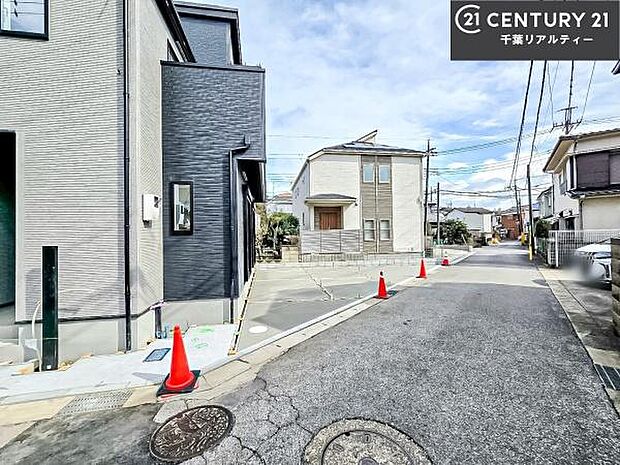 周辺環境や、お客様のご希望に合った物件も一緒にご案内を致します。住宅ローンアドバイザーによるご相談も承ります。当社はお問い合わせに即対応します!お待たせしません!