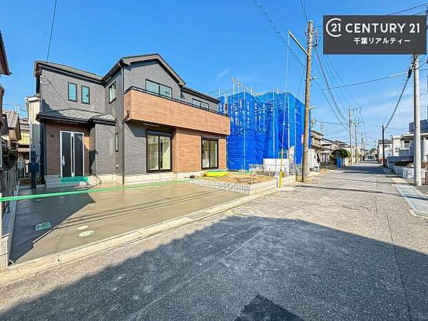 周辺環境や、お客様のご希望に合った物件も一緒にご案内を致します。住宅ローンアドバイザーによるご相談も承ります。当社はお問い合わせに即対応します!お待たせしません!